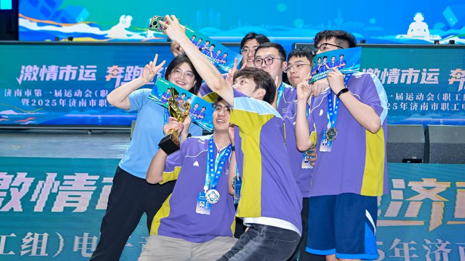 示中国乒乓 示中国乒乓